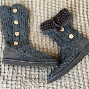 UGG Australia Women's Gray Cable Knit Leland Boots size 8
